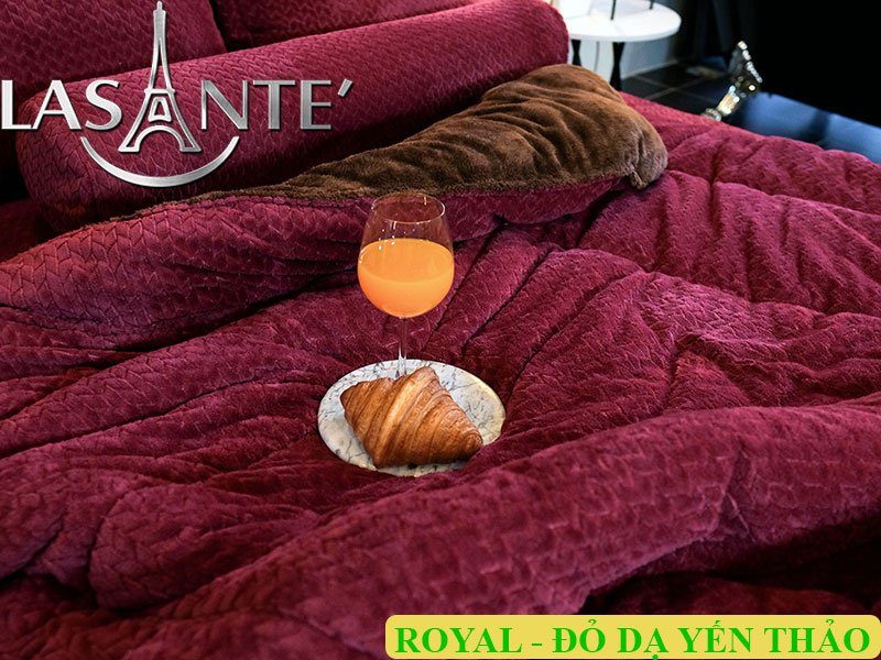 MÓN QUÀ ẤM ÁP TẶNG CHA MẸ NGÀY ĐÔNG 4 Royal đỏ Dạ Yến Thảo 1