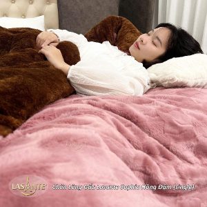 Chăn lông gấu Sophia 2m1x2m4 mịn màng cho làn da. 7 z7146162684116 d1a67f9c6e0a3eb0f748770a48b6a3e7