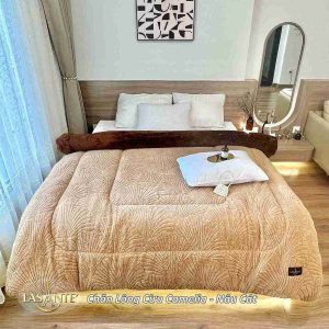 Chăn lông cừu Camelia Nâu Cát 1