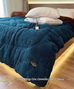Chăn lông cừu Camelia phong cách đẳng cấp cho mùa Đông 13 Chăn lông cừu Camelia Xanh Navy 4 11zon