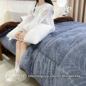 Chăn lông cừu Lasante Min Vân Khói - Giải pháp giữ ấm mùa đông cho mọi nhà 5 z6952156048273 4ec2273c065fc80a4ccd141ad208d990
