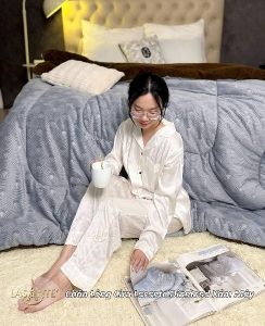 Chăn lông cừu Lasante Diamond Xám Mây (Mẫu mới 2025) - Quà tặng ý nghĩa mùa đông 6 z6957348860852 41381f49c858d8ea52ed8fad6c1518be