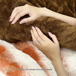 Chăn Lông Cáo Lasante Ivano Ember (Mẫu mới 2025) - Chăn thơm tinh dầu bạc hà 11 z7023554395048 585ee6d54e4d8675595afe237d2dee19