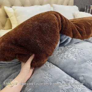 chăn lông cừu Diamond Tuyết